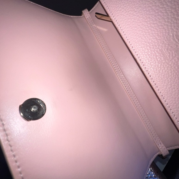 LOUBOUTIN
Pink Stud Paloma Clutch - Picture 4 of 16